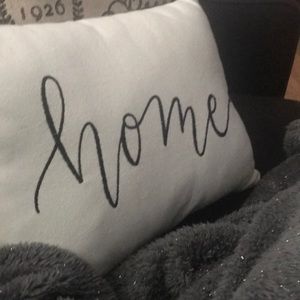 Meet your Posher, Lena